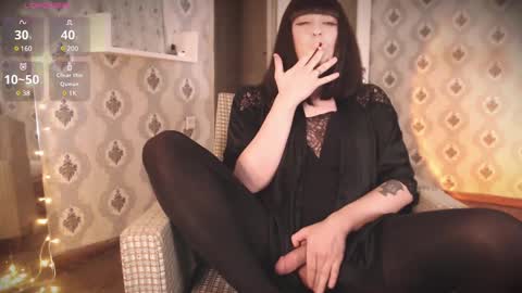 mia_wallase online show from February 25, 9:35 pm