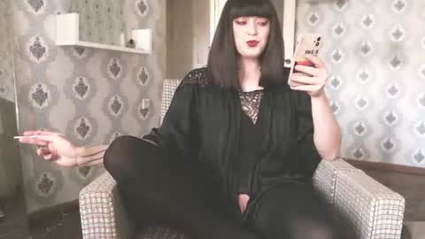 mia_wallase online show from July 30, 7:07 am