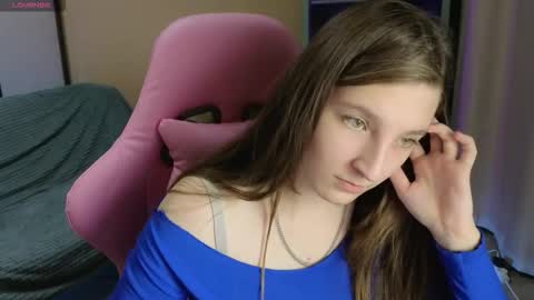 Snapshot of mia_weawer chatting on November 30, 10:19 am Mia online show from November 30, 10:19 am