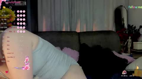 MelaniaMia online show from November 10, 7:07 am