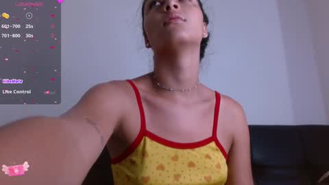 Mia online show from January 21, 11:46 am