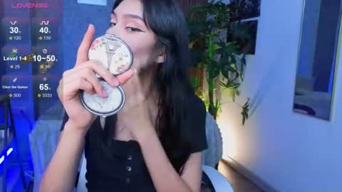 miaa_lee777 online show from July 1, 8:08 pm