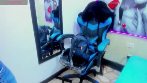 Snapshot of miaa_scott chatting on December 20, 2:13 pm online show from December 20, 2:13 pm