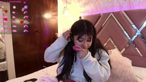 Snapshot of miaa_smiith1 chatting on January 31, 12:07 pm miaa_smiith1 online show from January 31, 12:07 pm