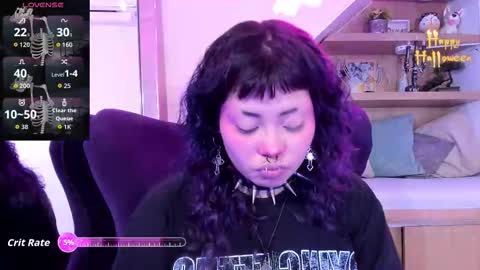 Mia online show from October 29, 3:31 am