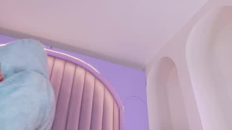 Snapshot of miaanderson__ chatting on April 17, 12:30 pm miaanderson__ online show from April 17, 12:30 pm