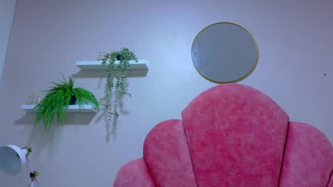 Snapshot of miaanderson__ chatting on May 22, 12:11 pm miaanderson__ online show from May 22, 12:11 pm
