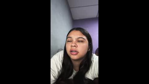 Snapshot of miaandjuan_ chatting on July 15, 9:42 pm miaandjuan_ online show from July 15, 9:42 pm