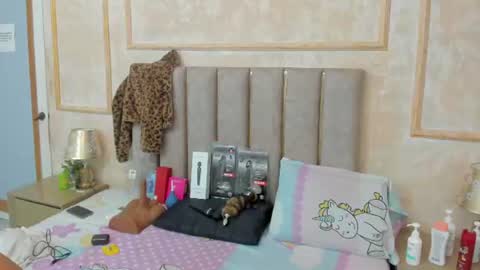 Snapshot of miaasummer chatting on June 21, 12:08 pm Miaasummer online show from June 21, 12:08 pm