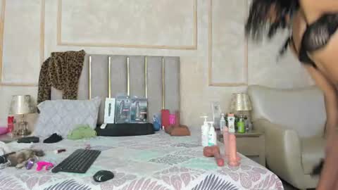 Snapshot of miaasummer chatting on June 24, 11:31 am Miaasummer online show from June 24, 11:31 am