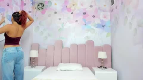 Snapshot of miabloom19 chatting on July 2, 2:11 am Mia online show from July 2, 2:11 am