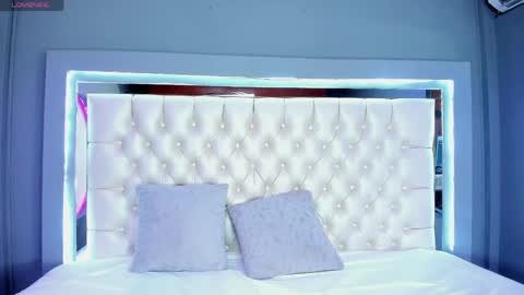 Mia Camille online show from June 5, 11:54 pm