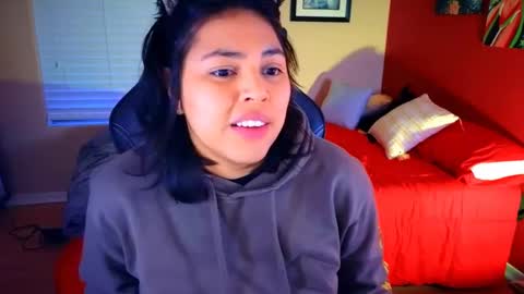 Mia online show from January 8, 12:28 am