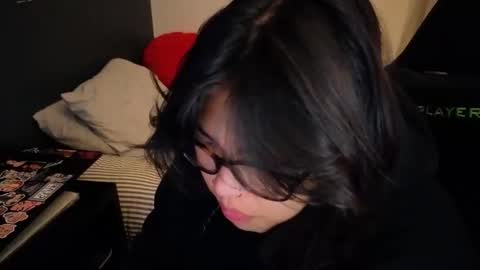 Mia online show from April 29, 2:15 am