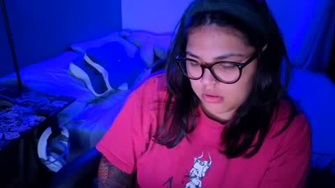Mia online show from July 27, 12:06 am