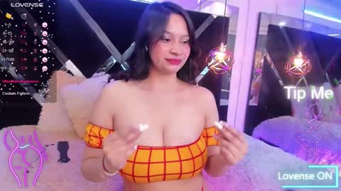 Mia online show from November 29, 2:03 am