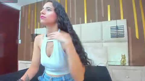 MiaCours online show from August 3, 7:06 pm
