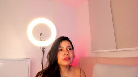 IG Yojanagomez  online show from February 20, 1:24 am