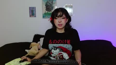 Snapshot of miadavisxx chatting on April 10, 8:35 pm Mia david online show from April 10, 8:35 pm