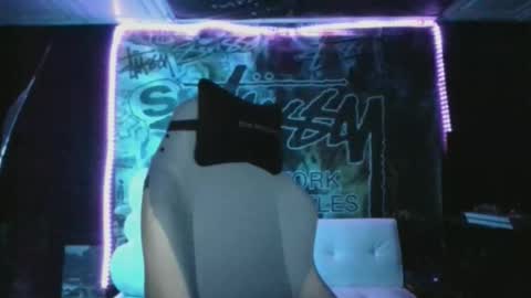 miaellababy online show from October 26, 12:27 am