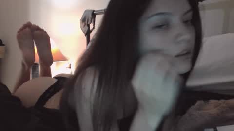 miafosterx online show from March 9, 1:42 am