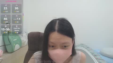 miahchan68 online show from October 25, 4:02 pm