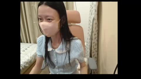 Snapshot of miahchan68 chatting on May 11, 11:38 am miahchan68 online show from May 11, 11:38 am