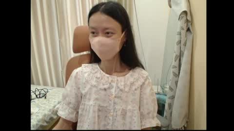miahchan68 online show from June 20, 7:22 am