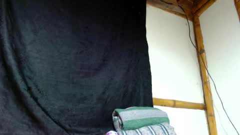 Mia  Sam online show from May 1, 4:22 pm