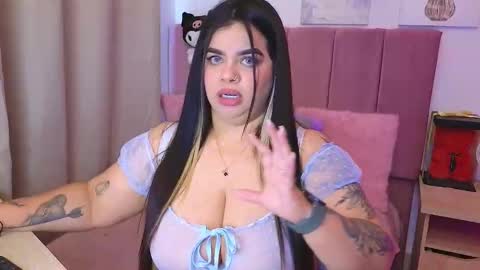 Snapshot of miahjoness chatting on October 2, 9:55 pm Miah Joness online show from October 2, 9:55 pm