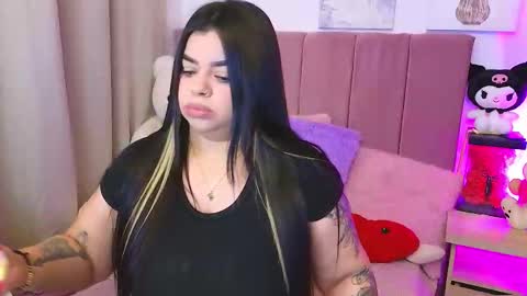 Snapshot of miahjoness chatting on October 13, 1:38 am Miah Joness online show from October 13, 1:38 am