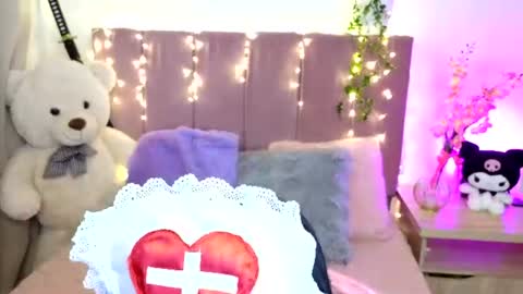 Miah Joness online show from August 5, 12:35 am
