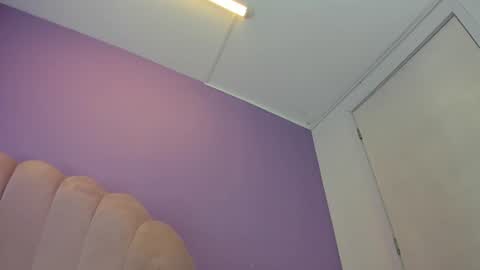 Snapshot of miajhonsonx chatting on June 21, 4:53 pm miajhonsonx online show from June 21, 4:53 pm