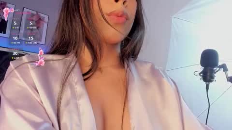 miajones blowjob online show from March 9, 2:15 am