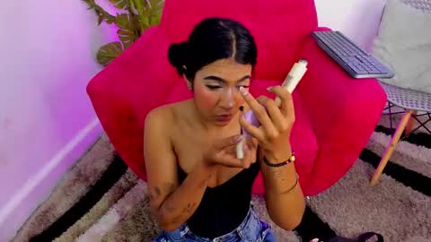 Snapshot of miakhalifa_7 chatting on November 11, 3:39 am Mia Khalifa online show from November 11, 3:39 am