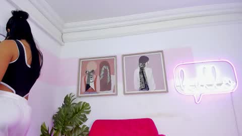 Snapshot of miakhalifa_7 chatting on December 2, 3:34 am Mia Khalifa online show from December 2, 3:34 am