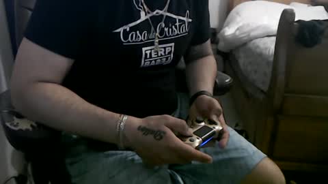 Snapshot of miaking chatting on February 14, 4:37 am Mark online show from February 14, 4:37 am