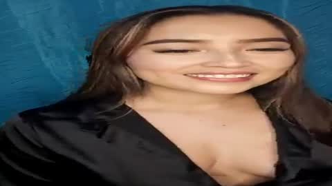 miakolins online show from August 1, 3:17 am
