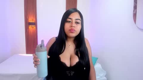 Snapshot of mialane3 chatting on May 17, 12:23 pm mialane3 online show from May 17, 12:23 pm