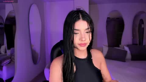 Call me Mia  online show from April 26, 5:10 pm