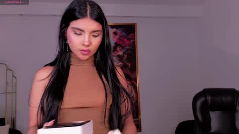 Call me Mia  online show from May 20, 6:47 pm