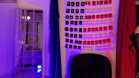 Call me Mia  online show from July 3, 7:31 pm