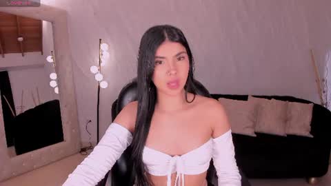 Call me Mia  online show from July 26, 12:12 pm