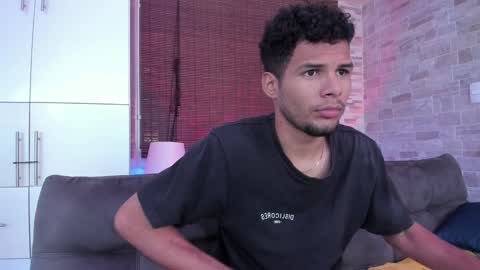 Mia online show from January 17, 9:50 pm