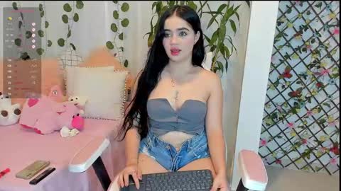 mia 600am-1000am Colombia time online show from December 21, 11:02 pm