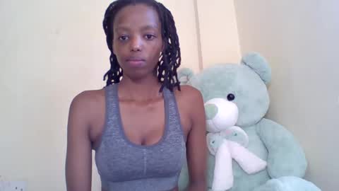Snapshot of miami_muffin chatting on June 17, 12:40 pm Muffin online show from June 17, 12:40 pm