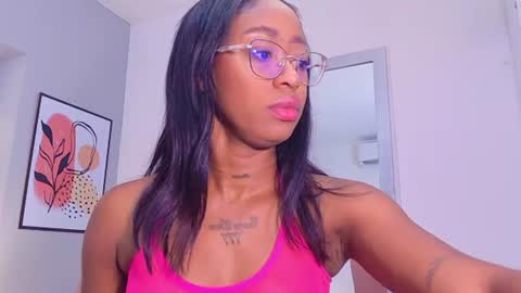 Mia  online show from July 28, 12:01 pm
