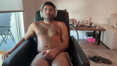 Snapshot of miamifit chatting on December 14, 4:45 pm miamifit online show from December 14, 4:45 pm