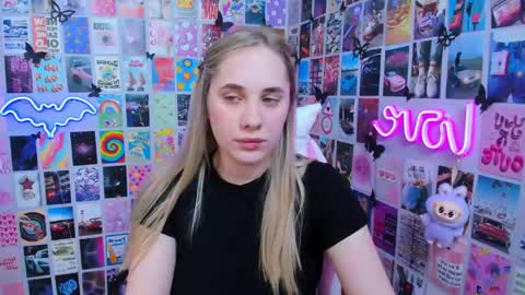 miamilas online show from April 15, 2:24 pm