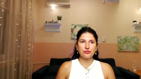 Snapshot of miamilff_sugar chatting on June 25, 11:26 am Alianna online show from June 25, 11:26 am